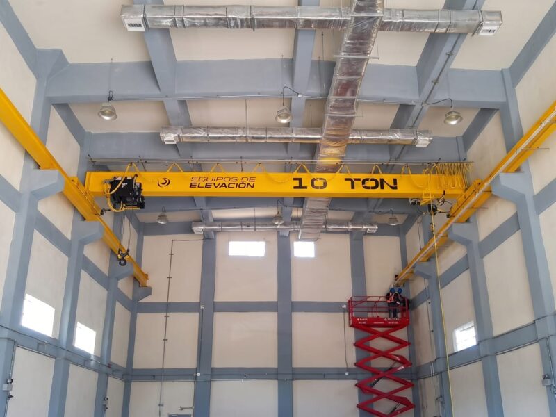 Grua viajera con capacidad de 10 ton y sistema rym de carga